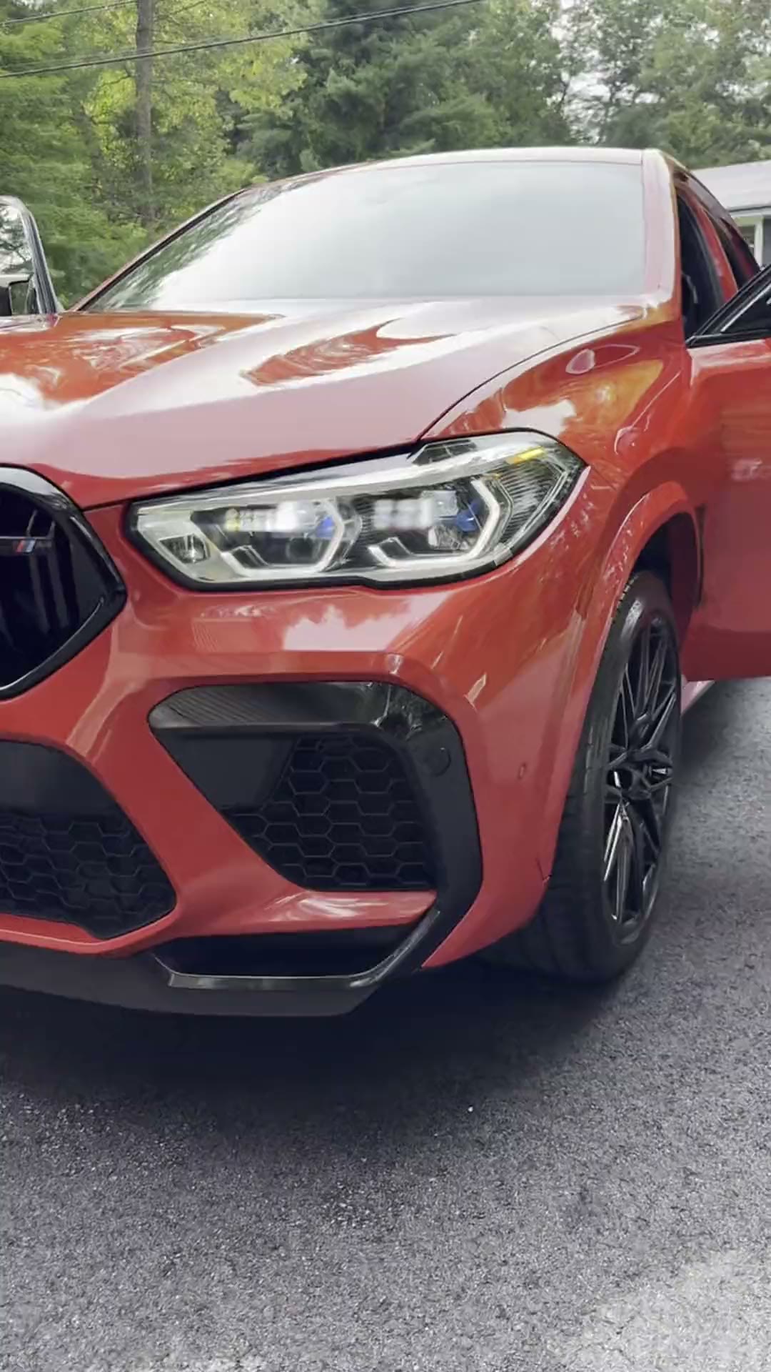 BMW X6 showcase